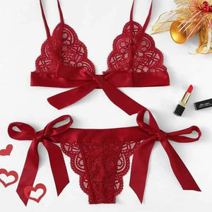 New Split Cut Ruffled Fashion  Style Sexy Lace Strap Three-Point Sexy Lingerie