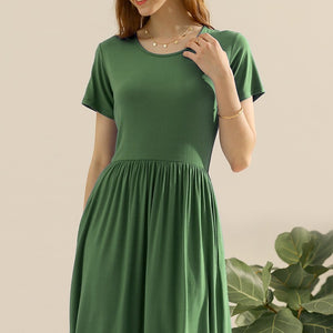 Ninexis Full Size Round Neck Ruched Dress with Pockets