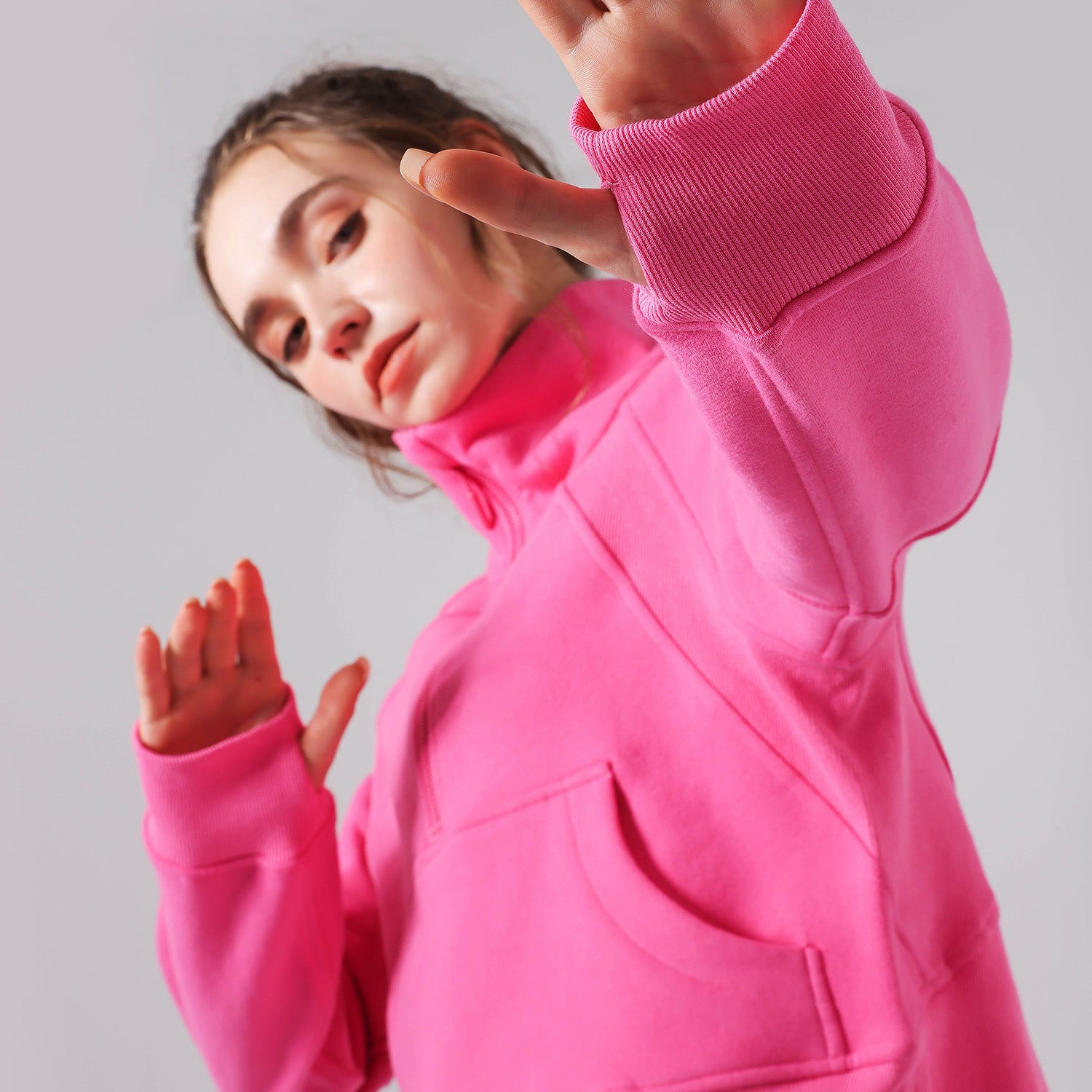 Autumn Winter Yoga Wear Sports Jacket Half Zipped Stand Collar Finger Lock Top Running Fitness Sweater
