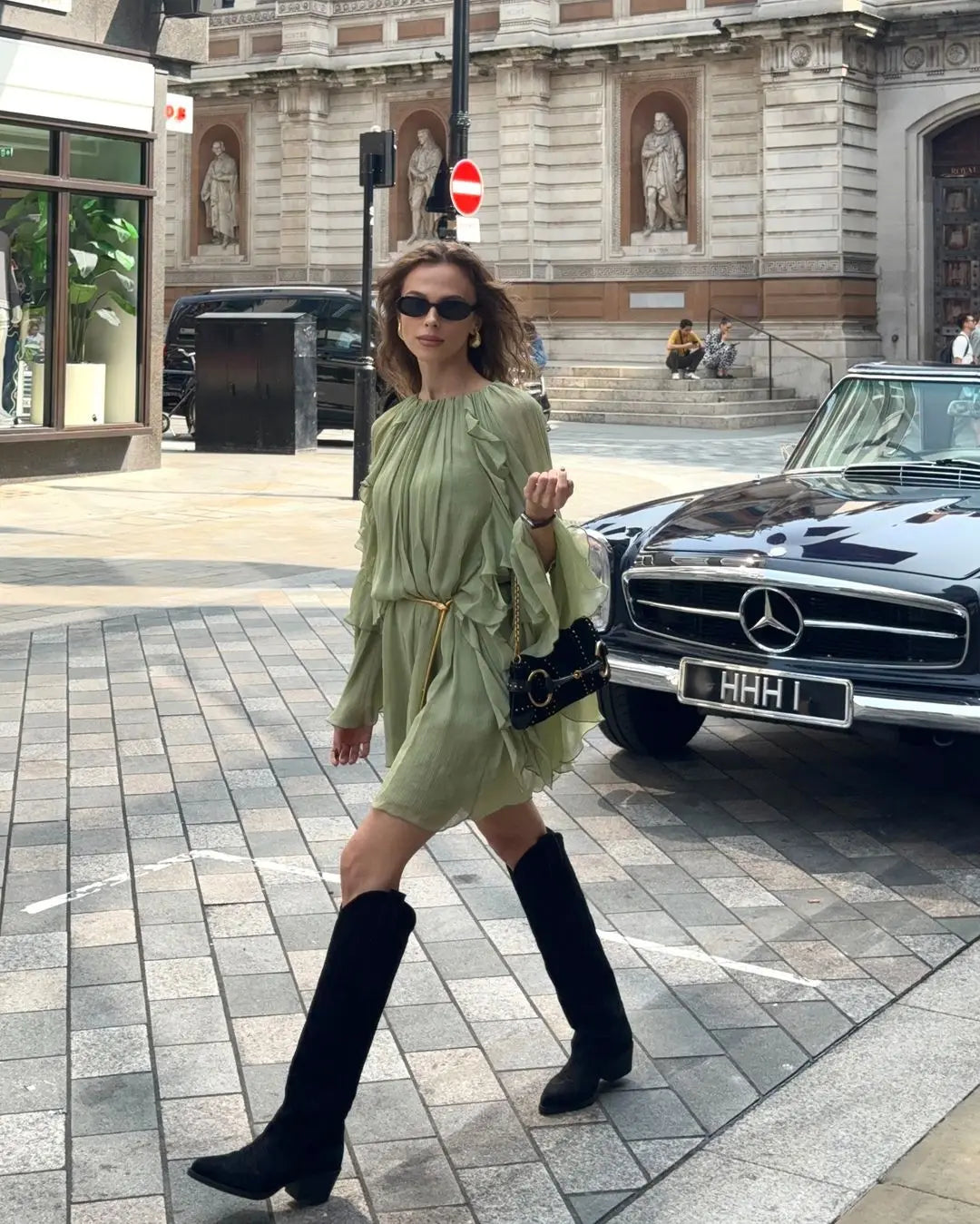 Fashion Green Women's Ruffles Pleated Mini Dress Elegant O-neck Long Sleeves High Waist Dresses Female New Vacation Vestido 2024