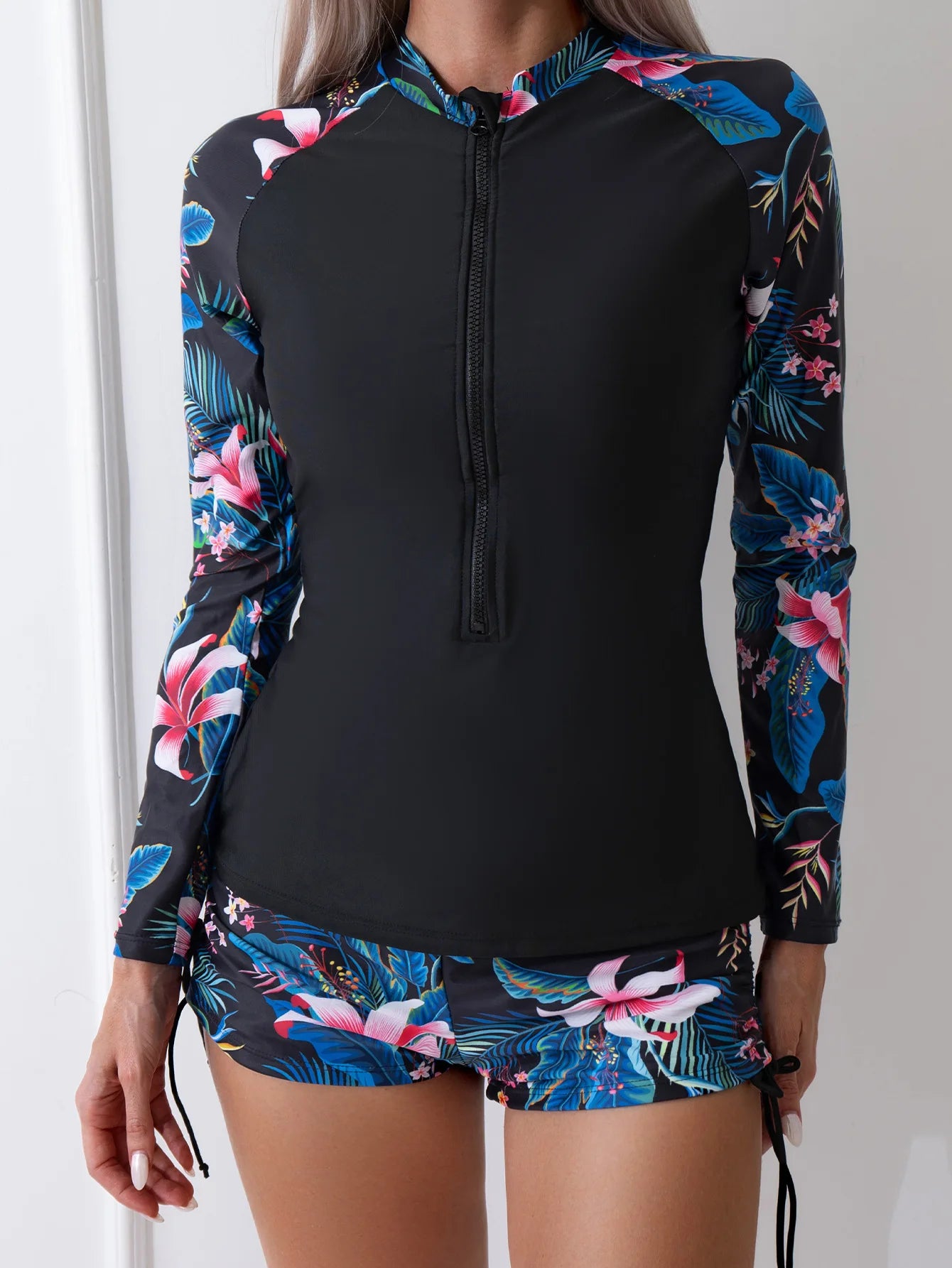 2024 New Long Sleeve Swimwear Zipper Two Piece Bikinis Print Surfing Separate Swimsuit Swimming Suits High Neck Bathing Suit