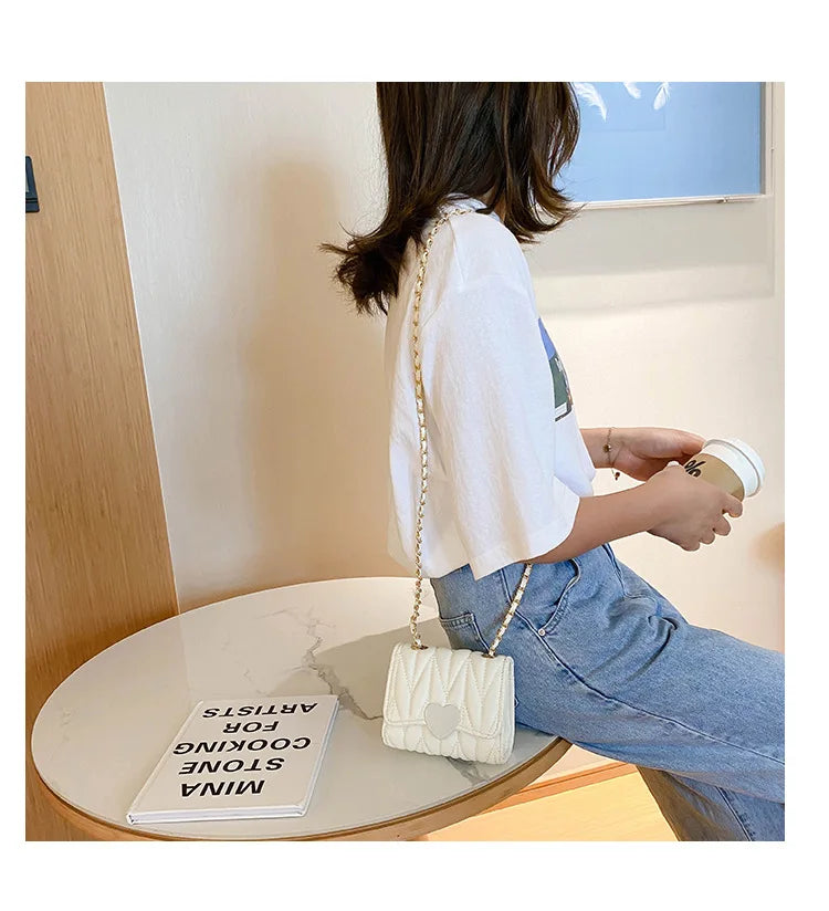 Lovely and Sweet 2023 New Korean Version Side Bags for Girls Fashion All-match Crossbody Bags for Women Flap Pocket Small Bags