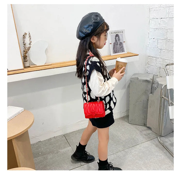 Lovely and Sweet 2023 New Korean Version Side Bags for Girls Fashion All-match Crossbody Bags for Women Flap Pocket Small Bags