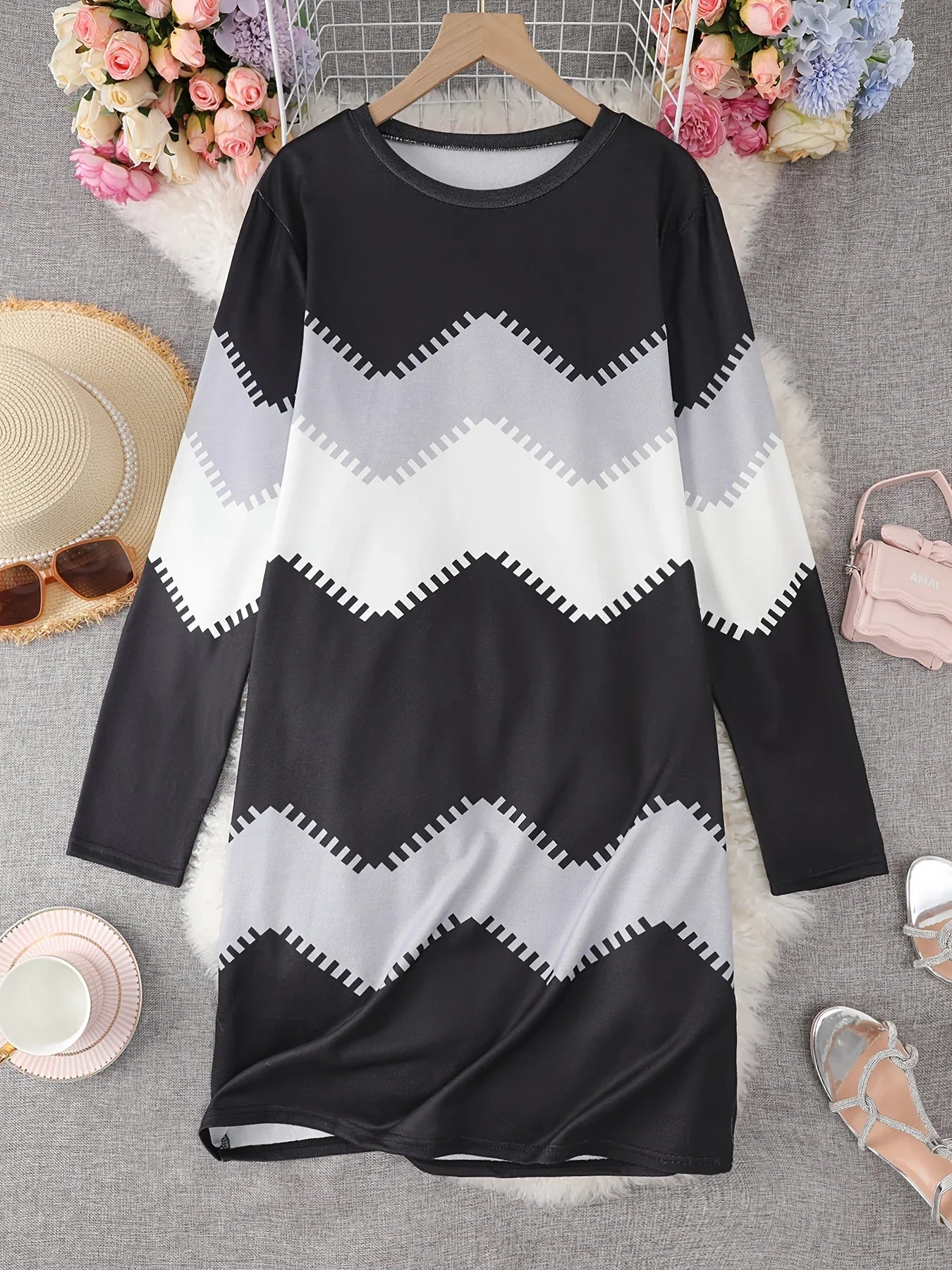 Hot Selling Women's Plus Size Autumn 1XL-5XL Fashionable Long Sleeve O-neck Ladies Knitted Dress Casual Loose Pullover Dress