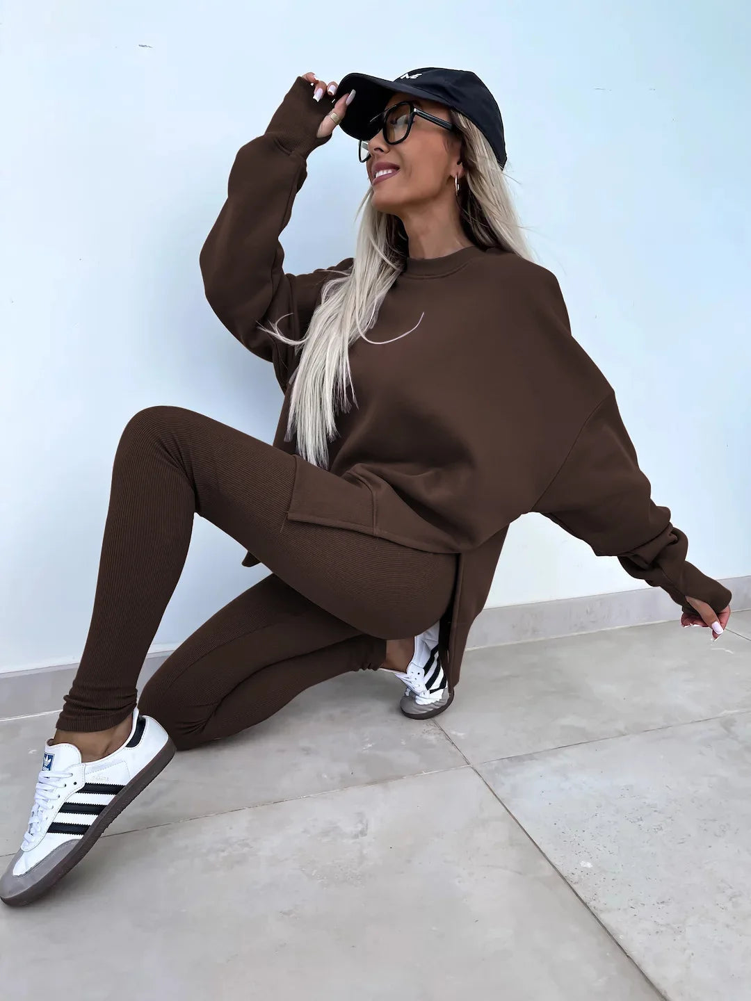 Women Tracksuit Sports Two Piece Set Casual Oversized Sweatshirts And Jogger Pants Set Fleece Sports Suits Workout Outfits Set