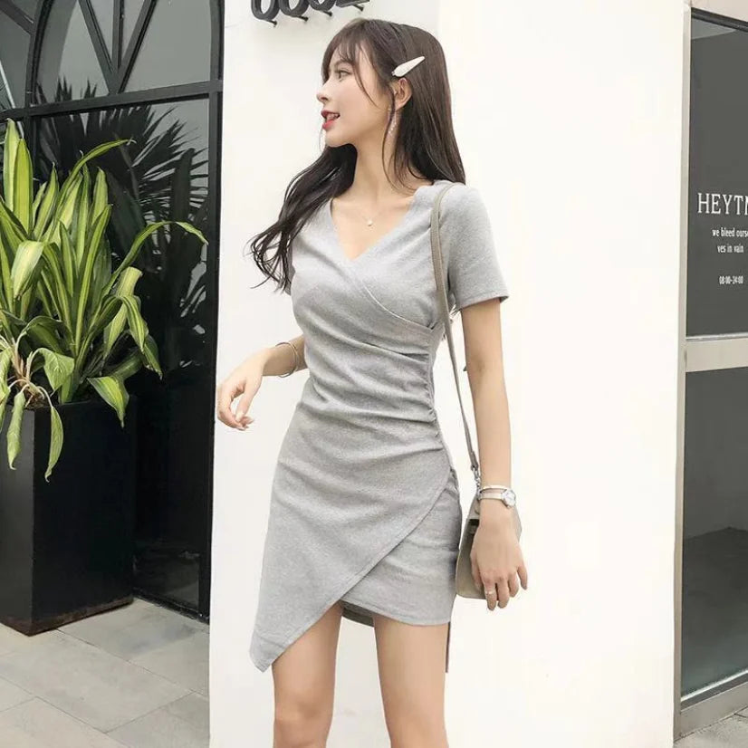 2024 Summer Korean Version New Fashion Sexy Temperament Dresses for Women Slim Fit and Slim Sexy Wrap Hip Skirt Trend