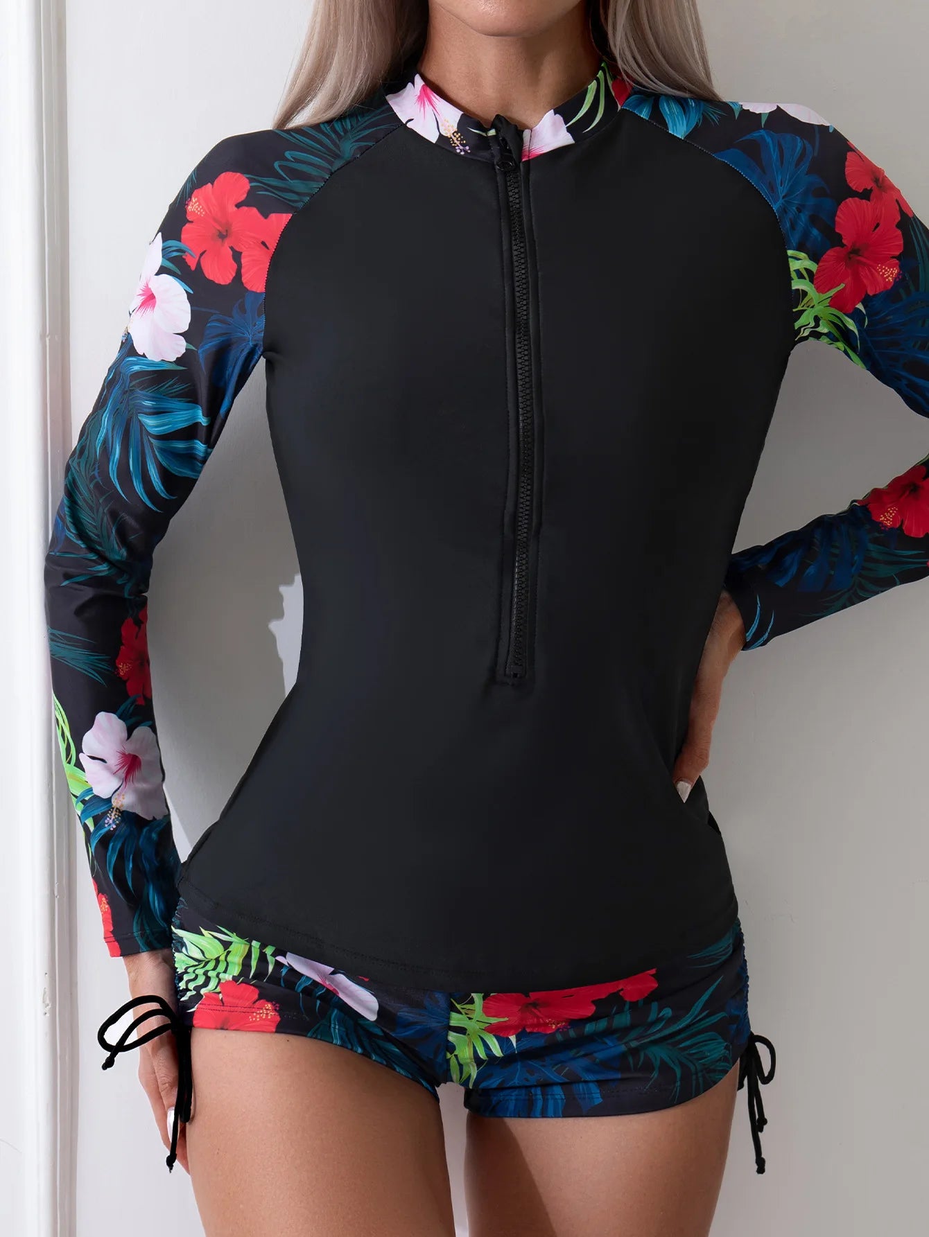 2024 New Long Sleeve Swimwear Zipper Two Piece Bikinis Print Surfing Separate Swimsuit Swimming Suits High Neck Bathing Suit