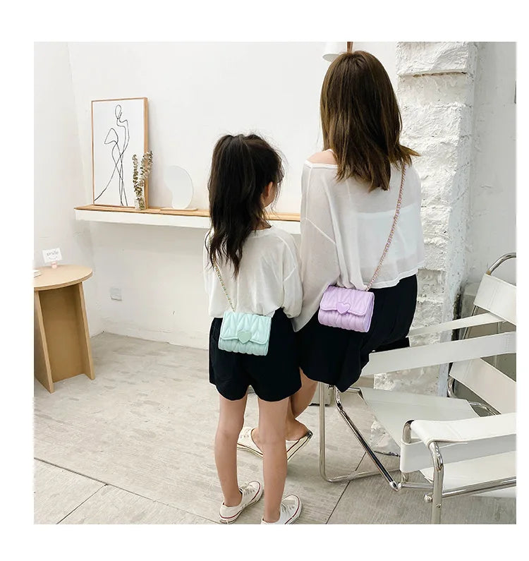 Lovely and Sweet 2023 New Korean Version Side Bags for Girls Fashion All-match Crossbody Bags for Women Flap Pocket Small Bags