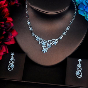 Clear Flower Design Shinny Cubic Zirconia Women Jewelry Sets