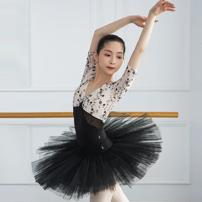 New V Neck Dance Embroidered Flower Gymnastics Leotards Girls Adult Middle Sleeve Conjoined Body Training Ballet Leotard