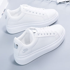 2021 Women Casual Shoes New Spring Fashion Embroidered White Sneakers Breathable Flower Sneakers