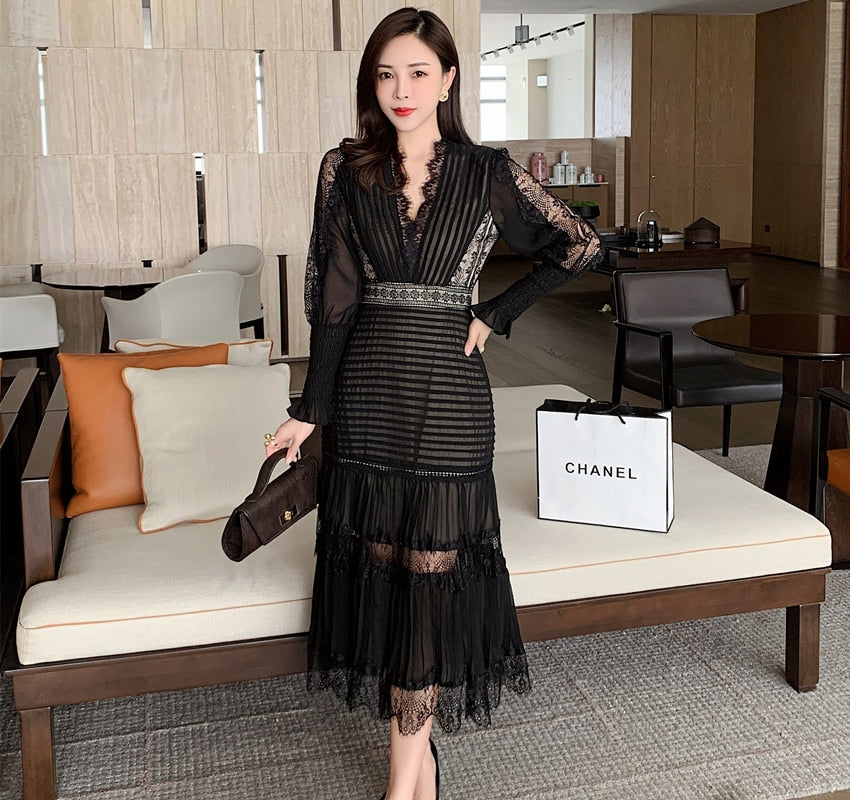 Chiffon Patchwork Lace V Neck Lantern Sleeve Pleated Dress Black / S Chiffon Patchwork Lace V Neck Lantern Sleeve Pleated Dress Black / S