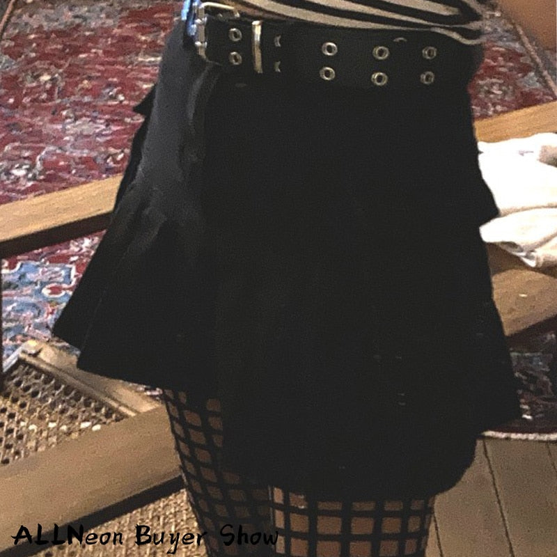 ALLNeon Mall Goth High Waist Jean Skirts Y2K Aesthetics Black Denim Pleated Skirts with Big Pockets Punk Style E-girl Outfits