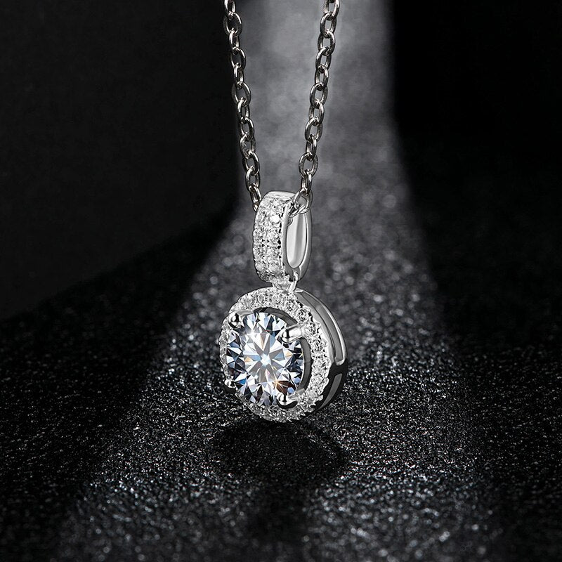 6.5mm 1CT lab Diamond Luxury Moissanite Gemstone Pendant Necklace