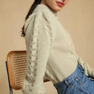 Women’s Crew Neck Peal Front Buttons Puff Sleeve Sweater
