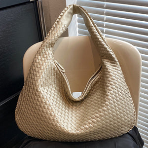 French high-end woven bag, versatile shoulder armpit bag, niche texture portable commuter bag