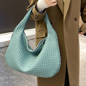 French high-end woven bag, versatile shoulder armpit bag, niche texture portable commuter bag