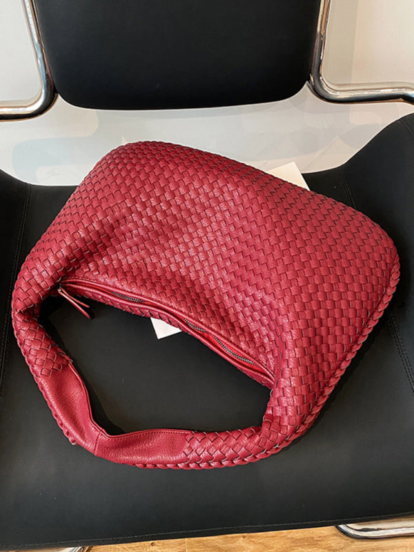 French high-end woven bag, versatile shoulder armpit bag, niche texture portable commuter bag